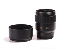 LEICA